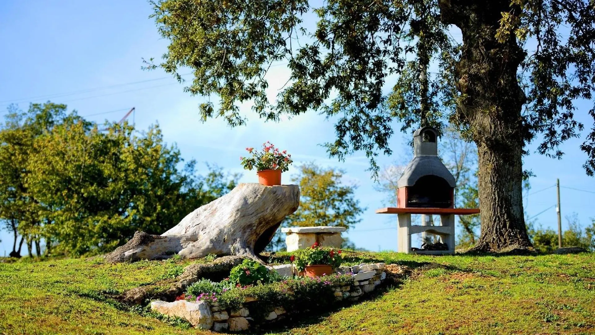 Ferienhaus Mit Privatpool Fuer 6 Personen Ca 100 Qm In Divsici, Istrien Suedkueste Von Istrien Marcana
